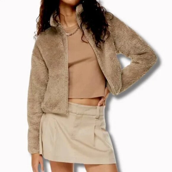Aritzia Sunday Best Fuzzy Teddy Full Zip Sweater Tan Brown Size Small - Picture 2 of 7